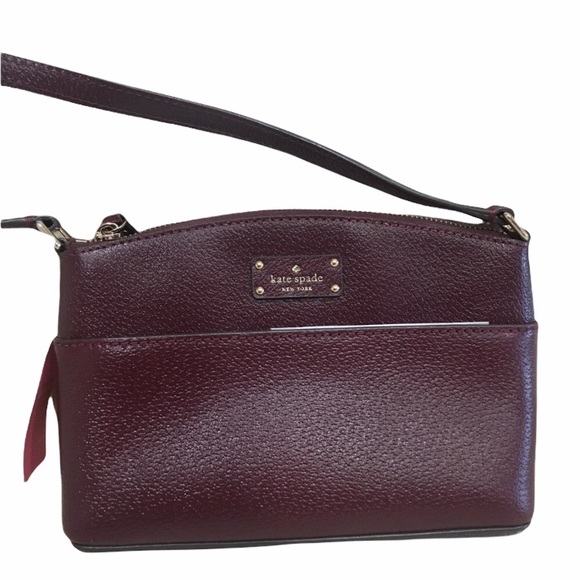 kate spade Handbags - HP🎉 NWT Kate Spade Cherrywood Crossbody Purse Bag